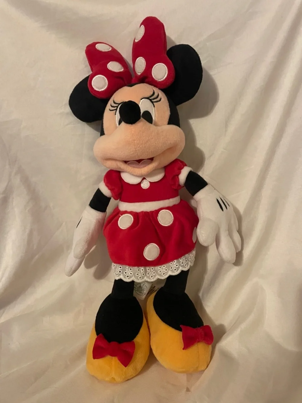 Official Disney Parks Minnie Mouse plush